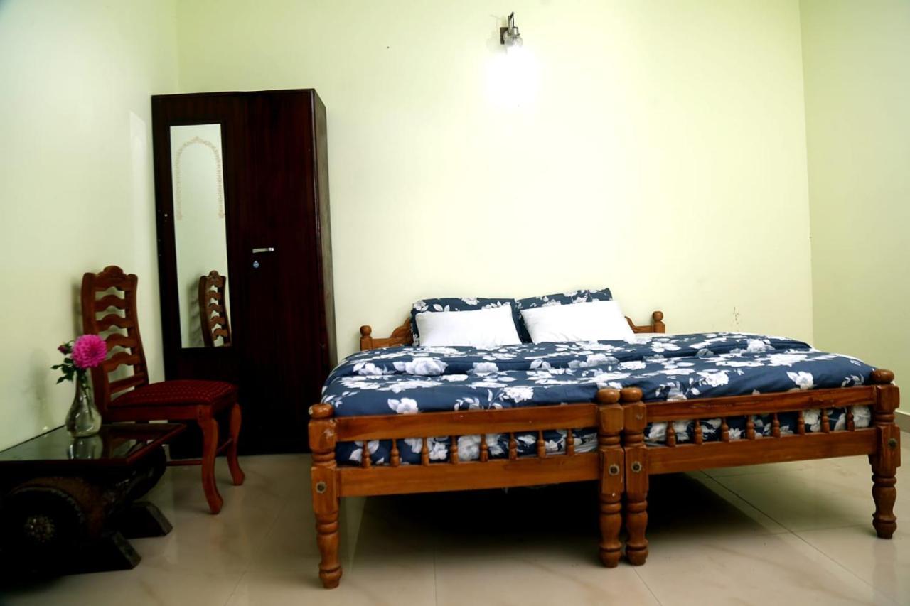 Colonia Munnar Homestay Exteriör bild