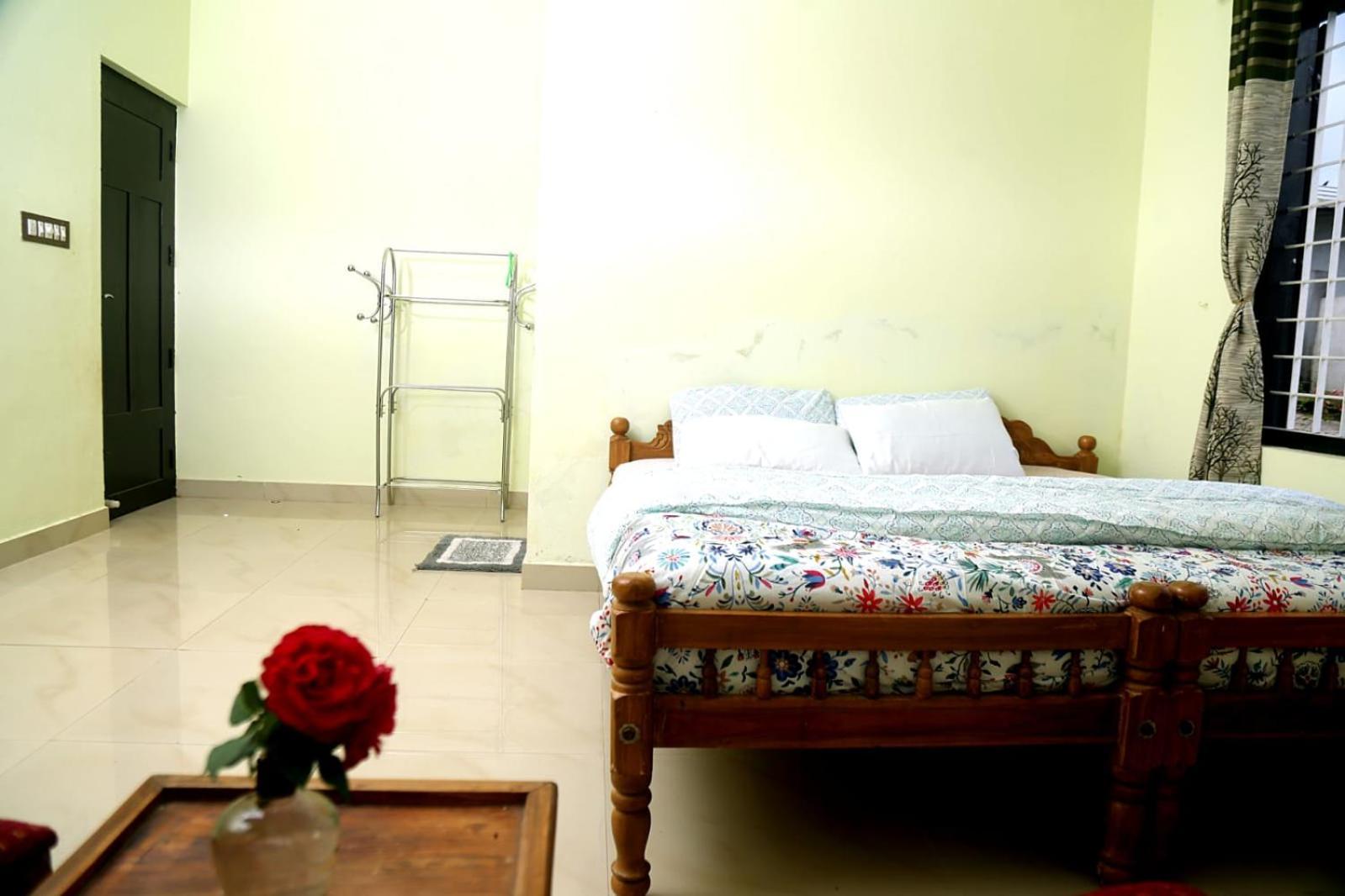Colonia Munnar Homestay Exteriör bild